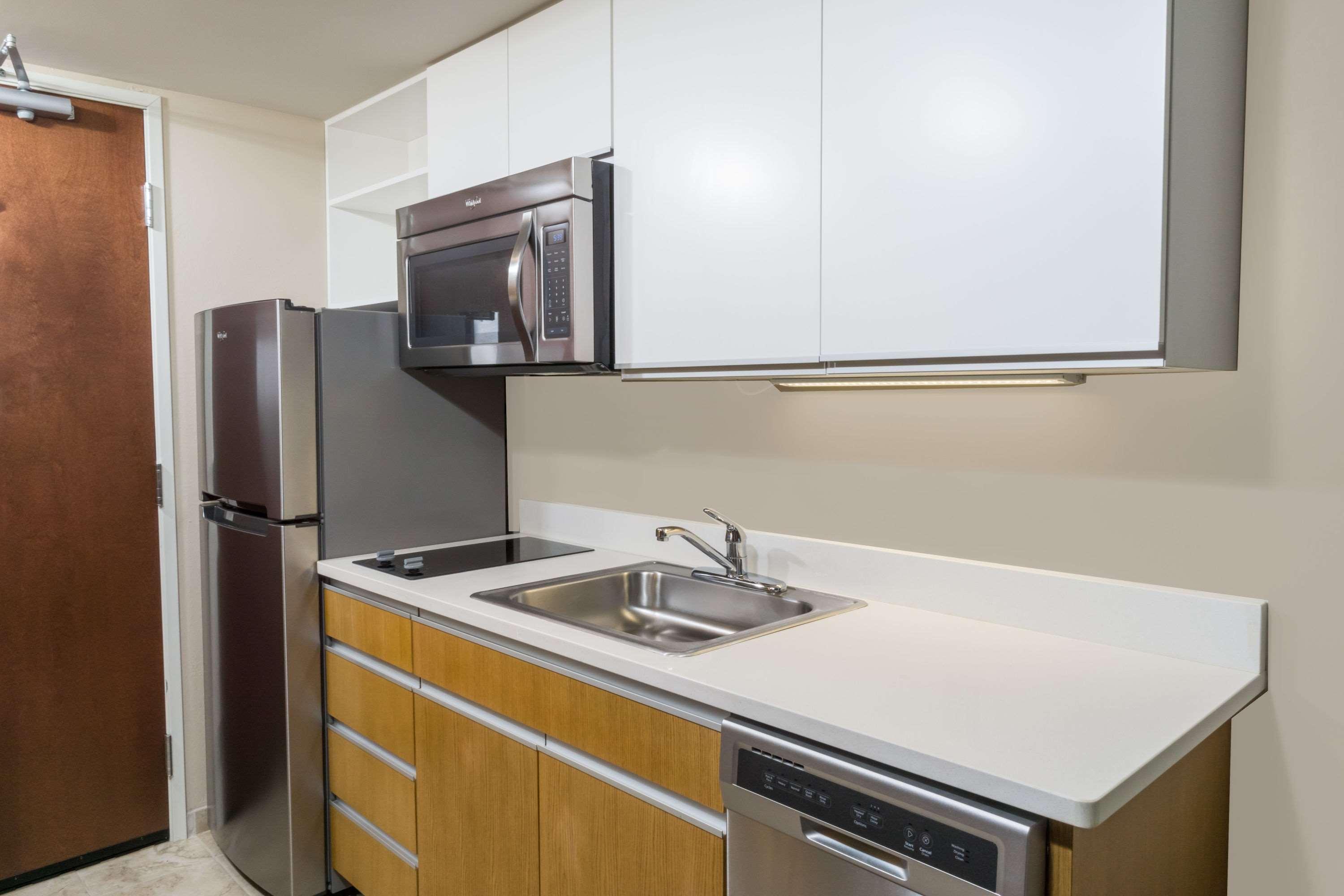 Hawthorn Suites By Wyndham Wheeling At The Highlands Triadelphia Exterior foto
