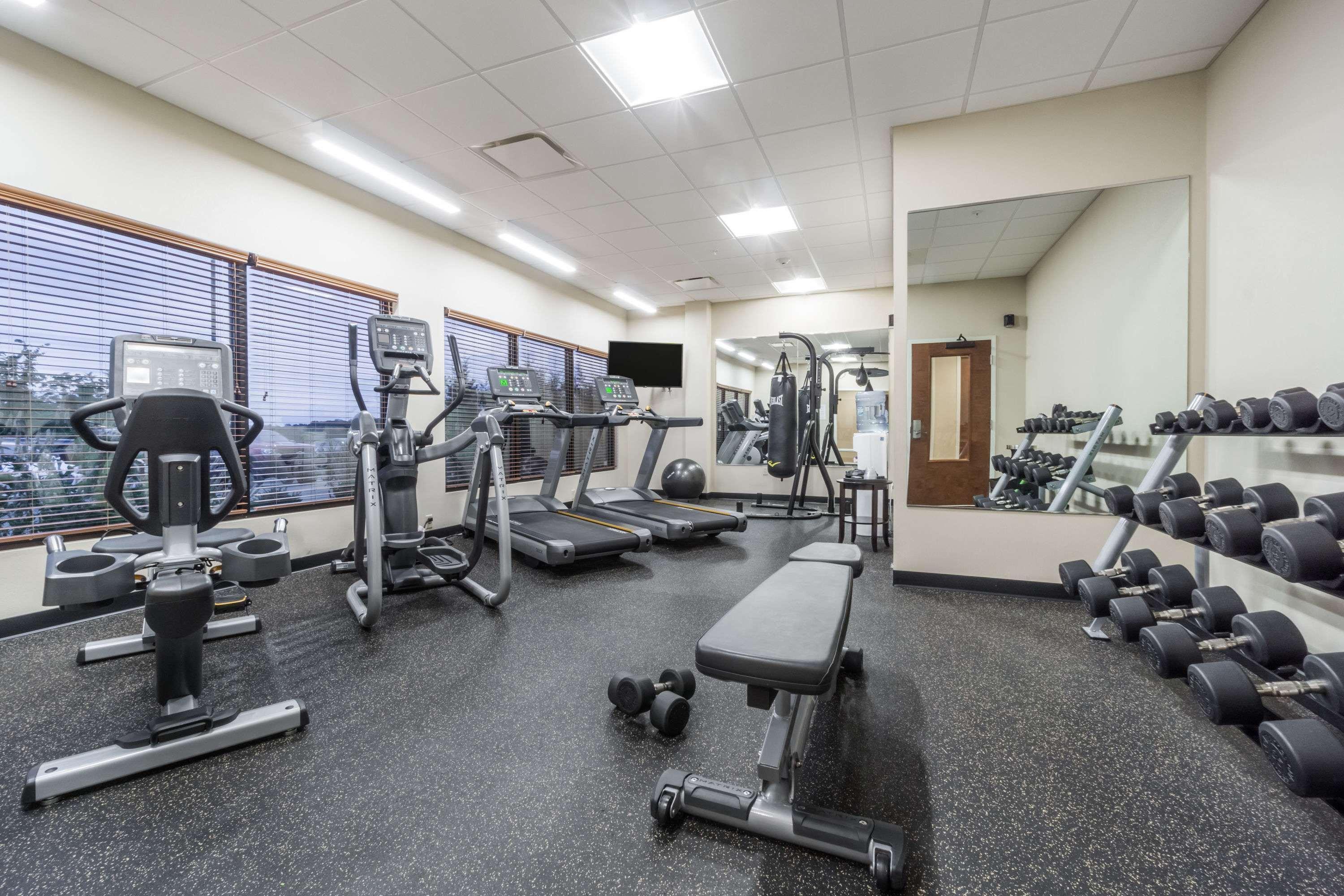 Hawthorn Suites By Wyndham Wheeling At The Highlands Triadelphia Exterior foto